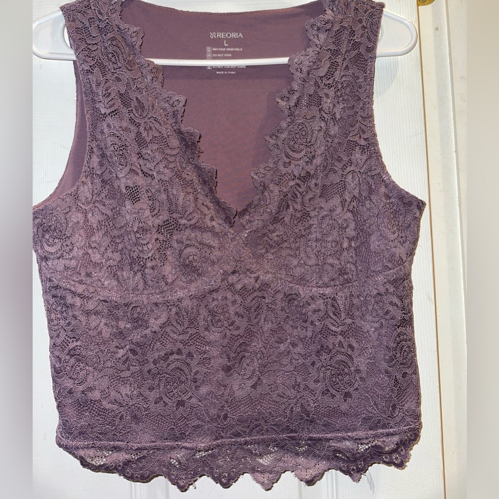 ReoRia Mauve Lace Sleeveless Top